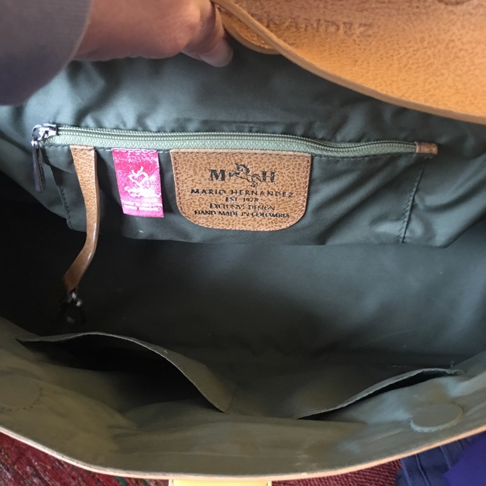 Micheal Hernandez Purse - Picture 7 of 8